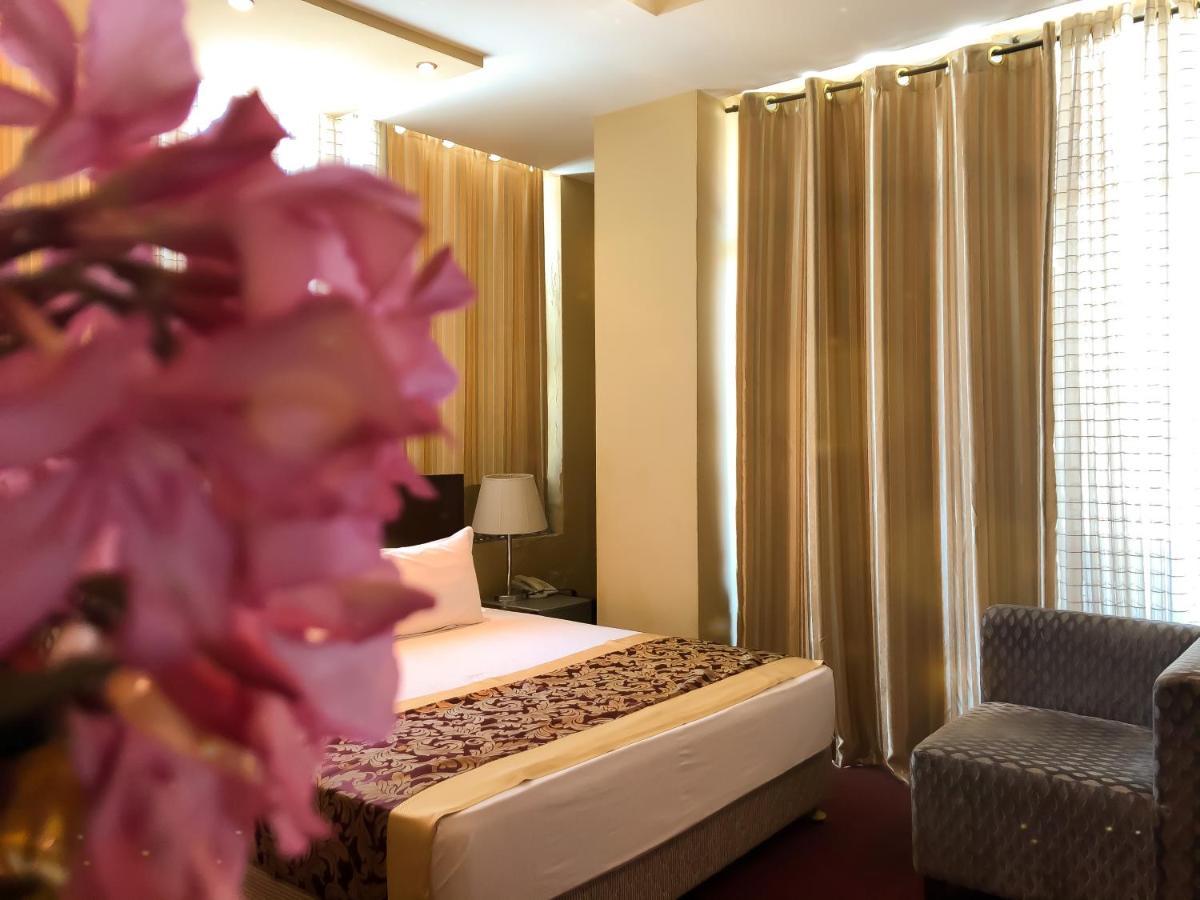 Hotel Arifi Shkoder Luaran gambar