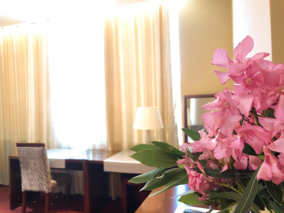 Hotel Arifi Shkoder Luaran gambar